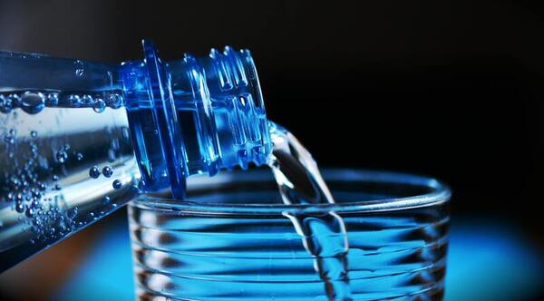 Survival of <i>Escherichia coli</i> K-12 in various types of drinking water