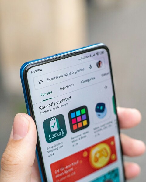 Can the attributes of an app predict its rating?